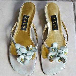 Zalo Women's Floral Sandals - Gold and Blue